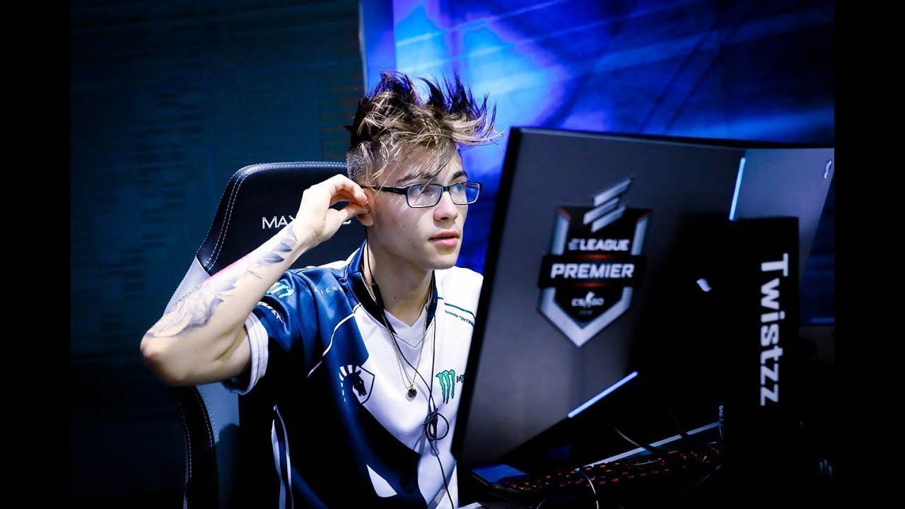 Twistzz