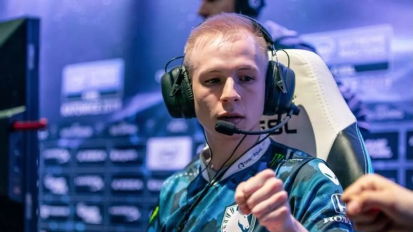 EliGE